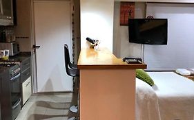 Apartamento monoambiente amplio 2 baños luminoso con balcón cercano a Hospital Italiano y Shopping Abasto Almagro